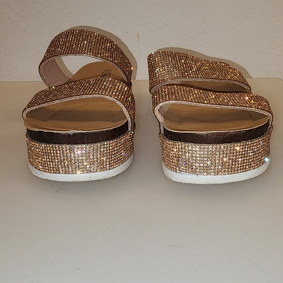 Bedazzled Platform Sandles Size 6 1/2 Forever Tan and Gold - Picture 6 of 9